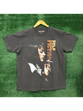 Quentin Tarantino's Pulp Fiction Mia Wallace T-Shirt Size Medium